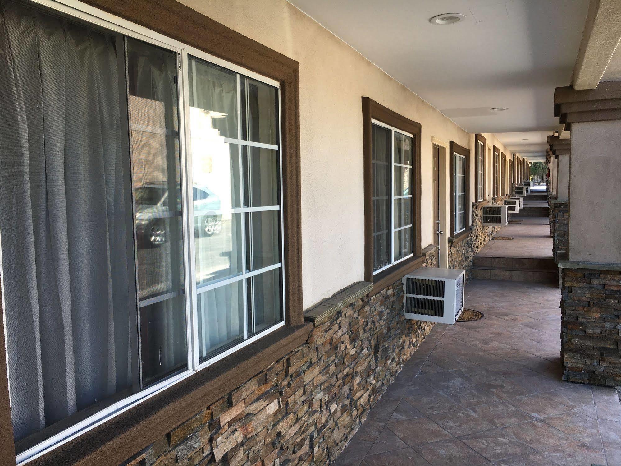 Bartlett Motel Lomita Екстериор снимка