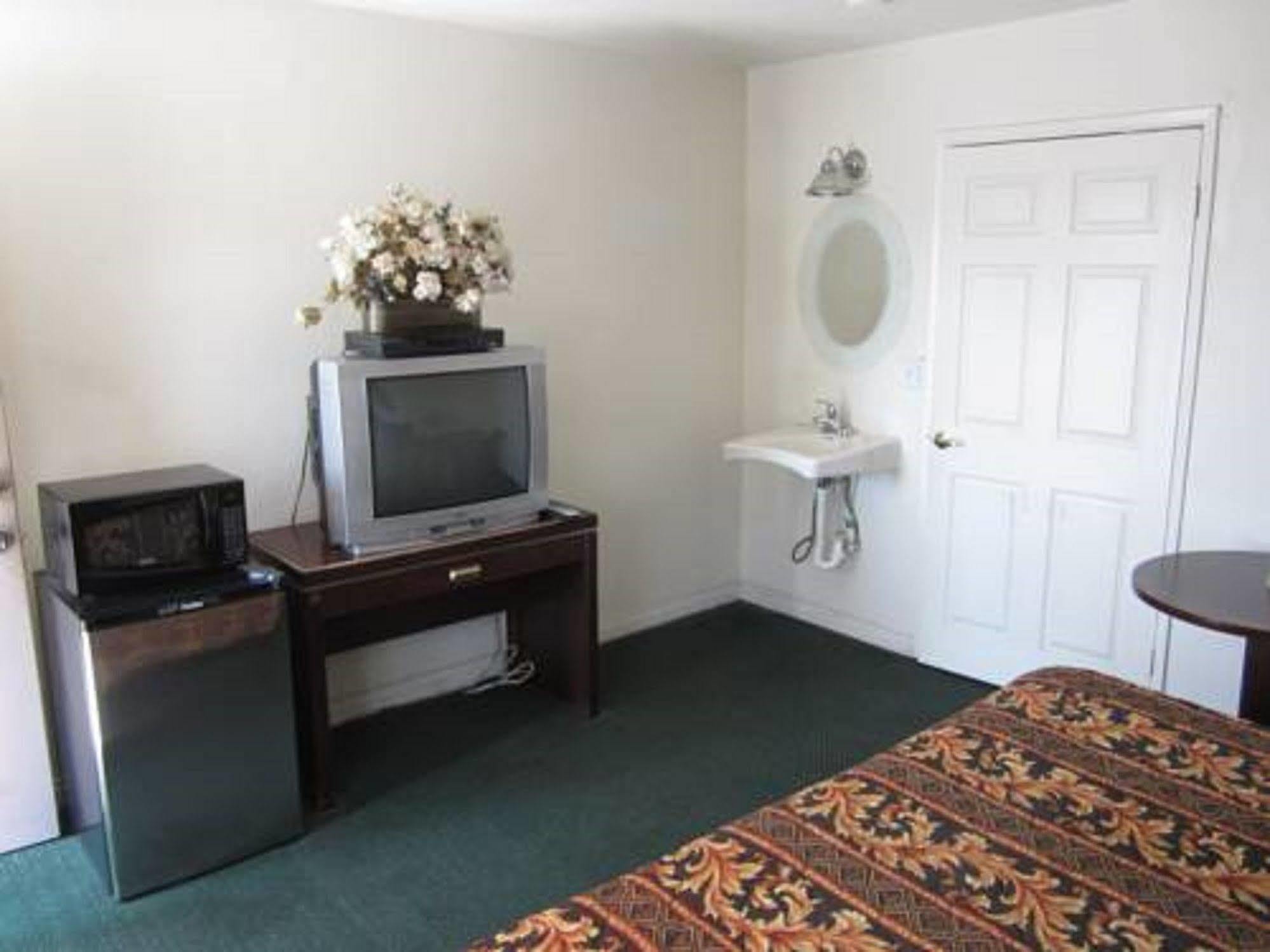 Bartlett Motel Lomita Екстериор снимка